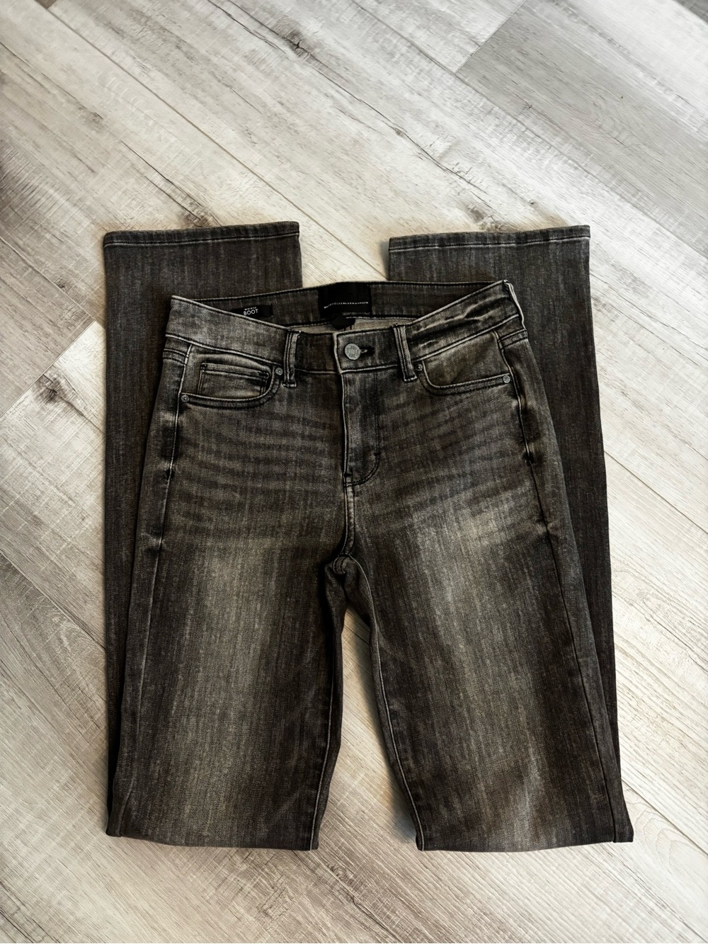 White House Black Market Mid-Rise Bootcut Jeans Black 2L Long